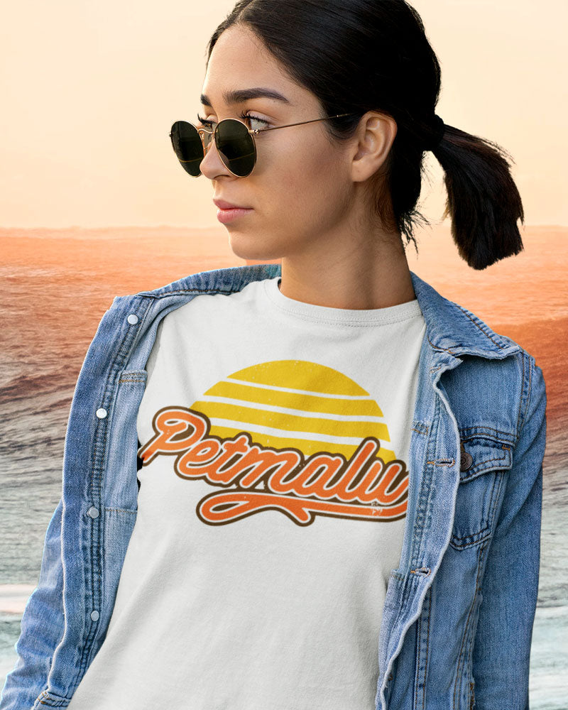 Woman with sunglasses wearing t-shirt